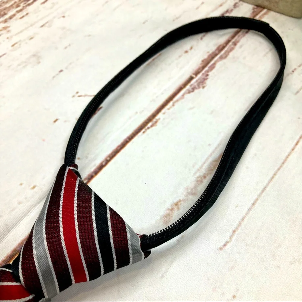 Sahara Club Neck Tie ZipUp Red & Black Sz 14in